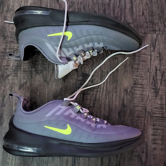Airmax - Picture 1 of 5